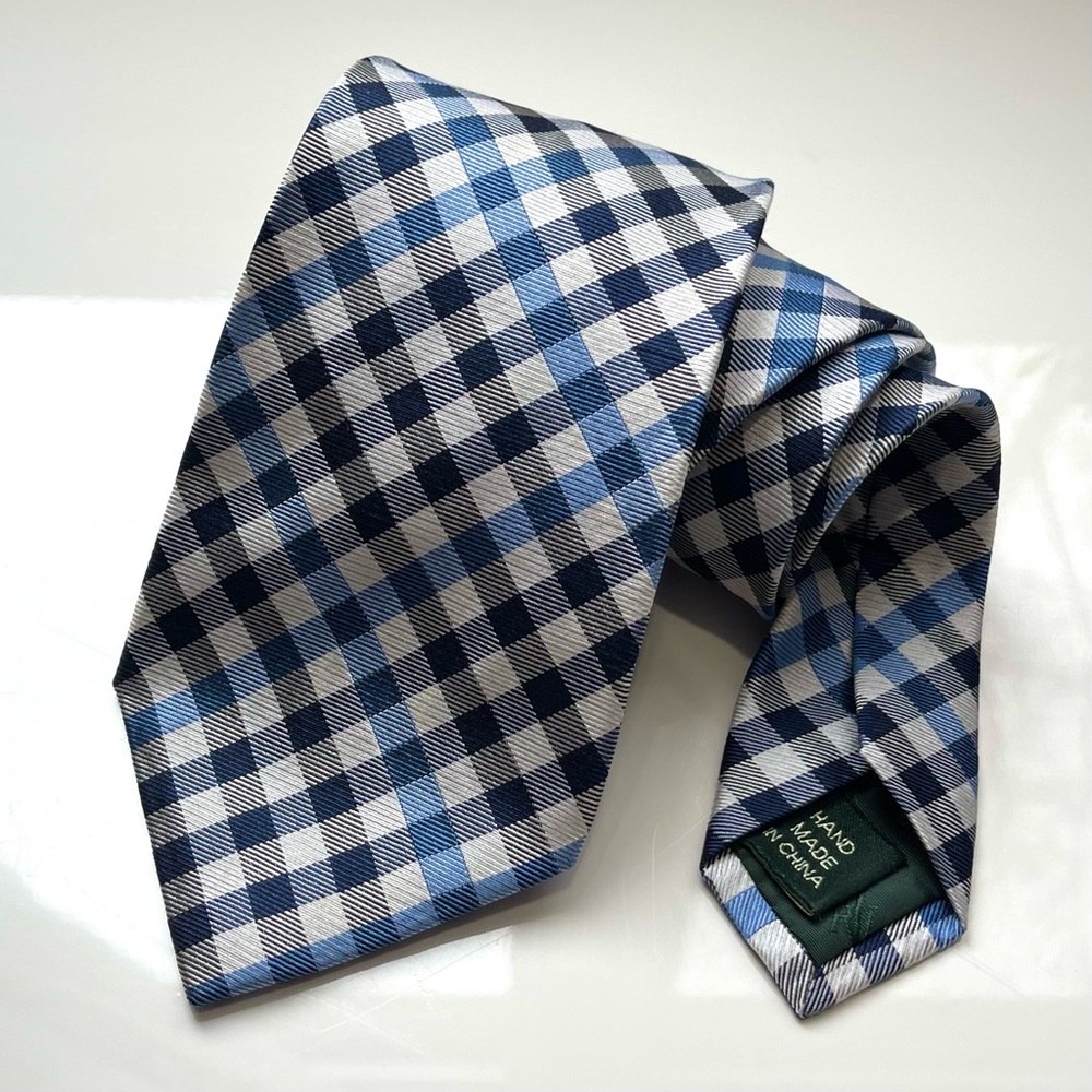 Ralph Lauren Men’s 100% Silk Navy and Light Blue Checkered Tie